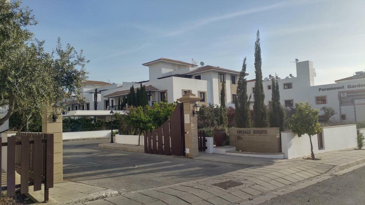 Emerald Heights Tersephanou Exterior foto